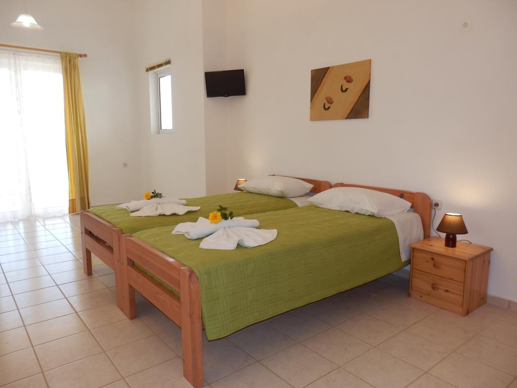Maro Suites Tavronitis  Bagian luar foto